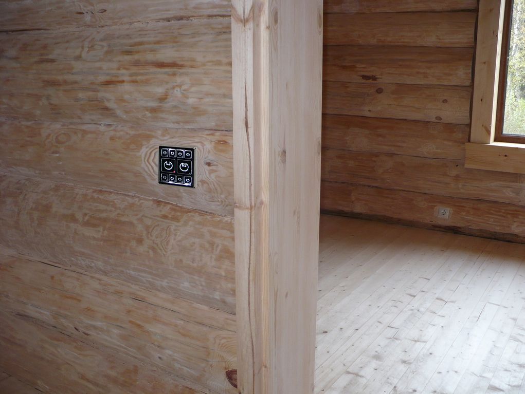 подключение Умного сенсорного выключателя света в деревянном доме